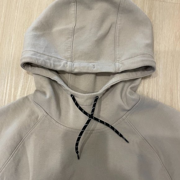 Men's Beige Short Sleeve Old Navy Sweater - Size M - Picture 2 of 5